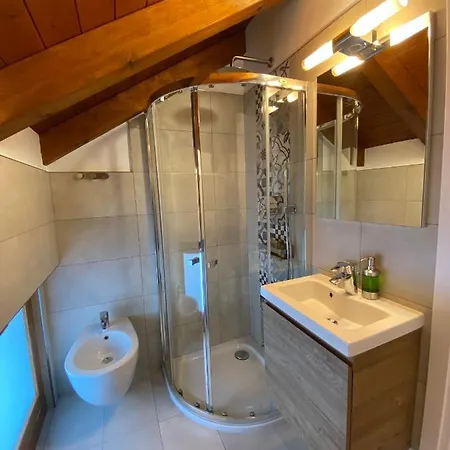 A Due Passi - Gæstehus Ovaro